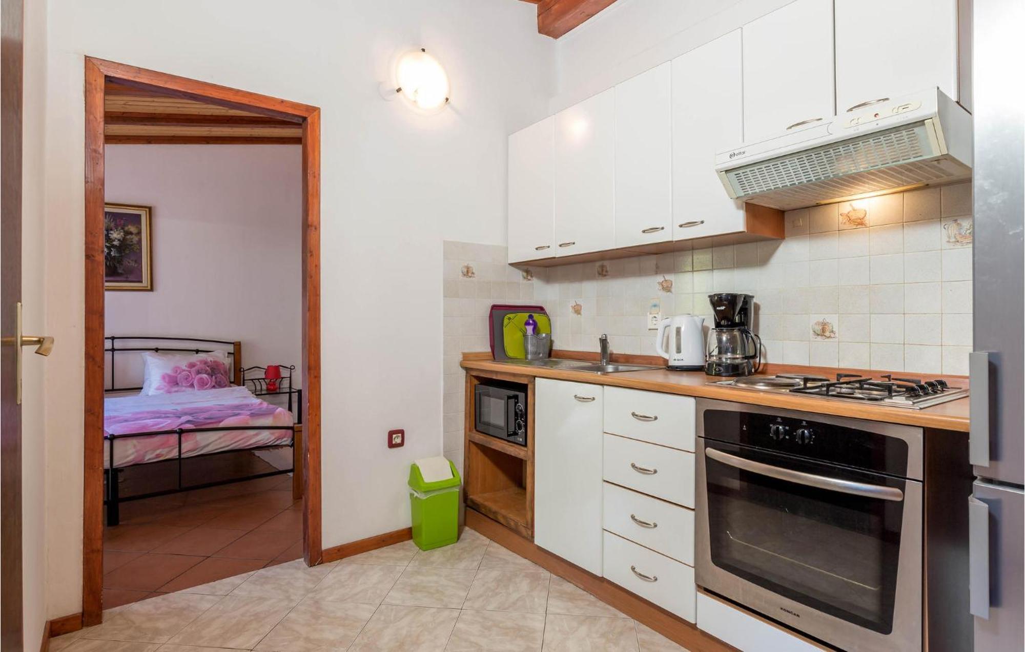 Awesome Home In Veli Losinj Bagian luar foto