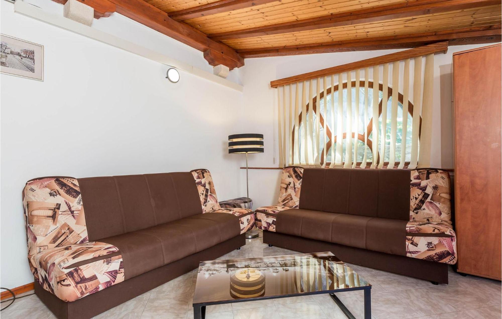 Awesome Home In Veli Losinj Bagian luar foto